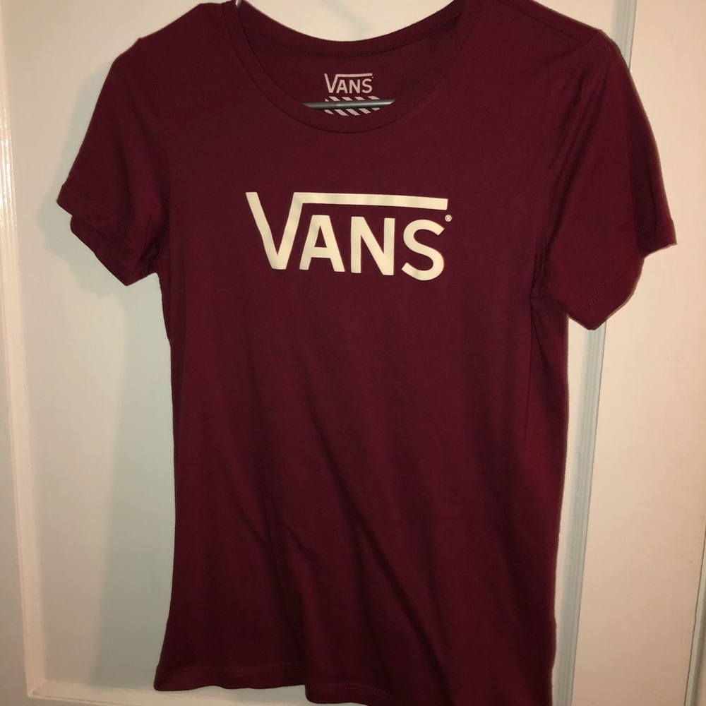 Vans burgundy tee